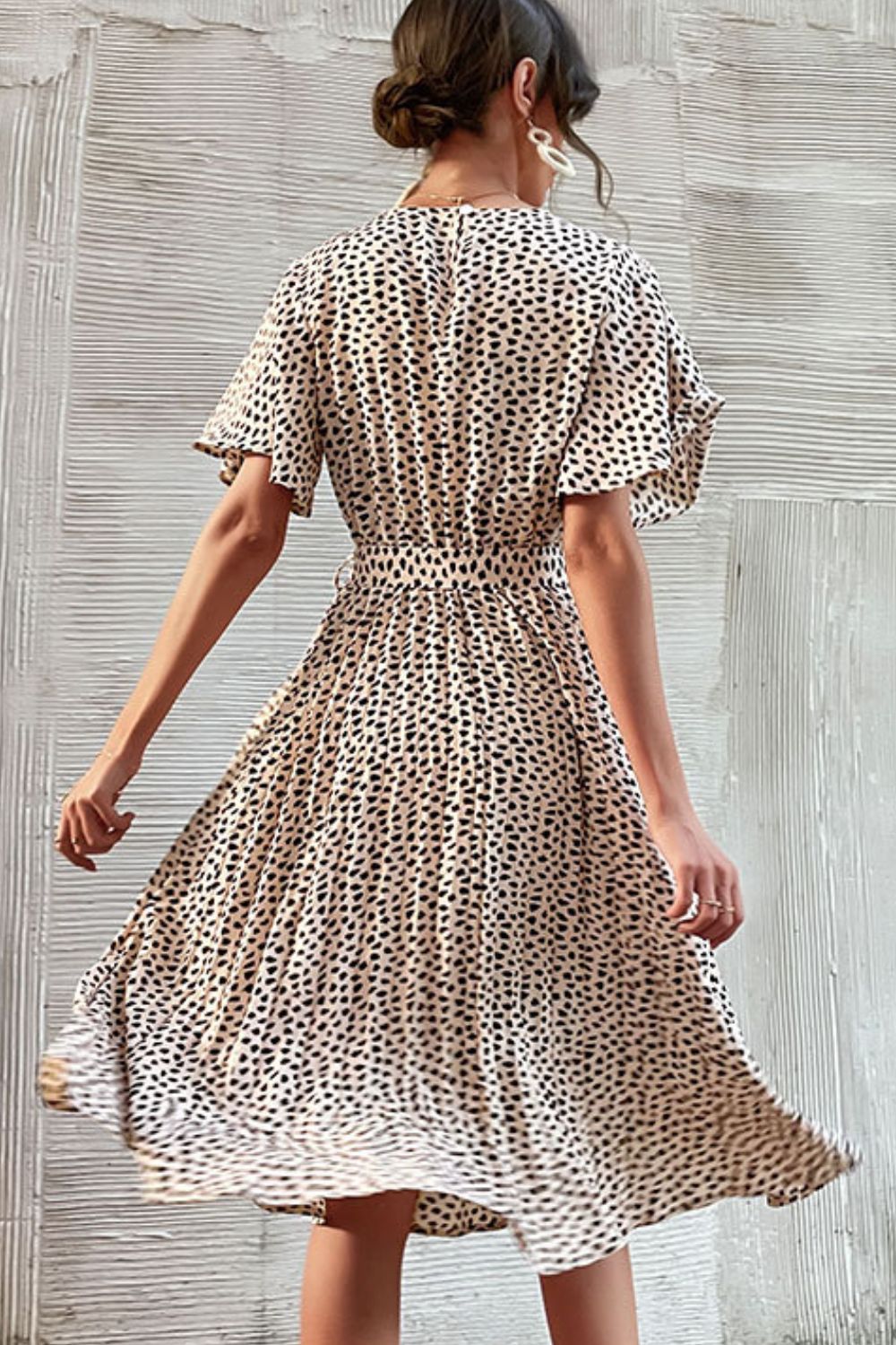 Animal Print Tie-Waist Pleated Dress